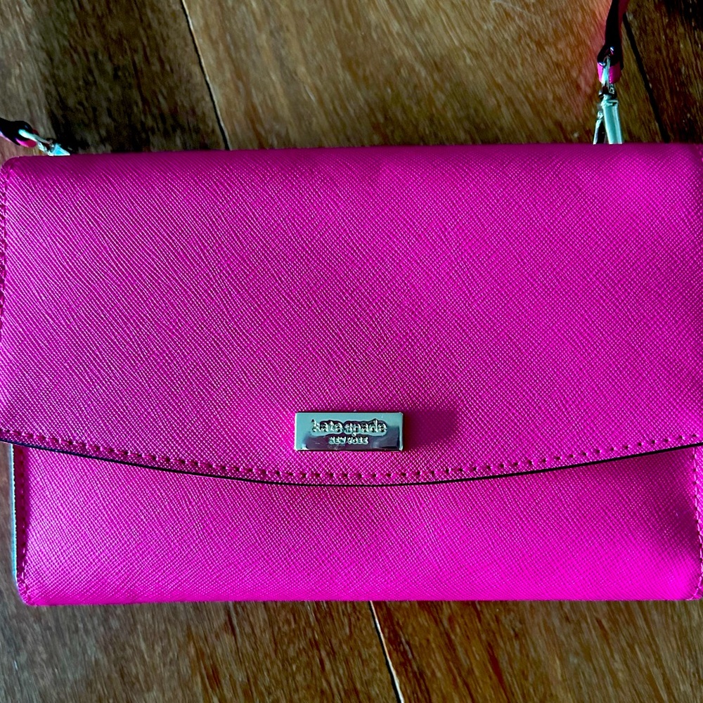 Kate Spade NWOT “hold the phone” cross body. Barbie Pink!